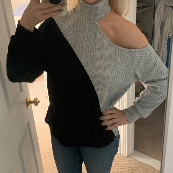 Colorblock Grey and Black Long Sleeve Oversized Ribbed Cutout Top - Picture 1 of 10